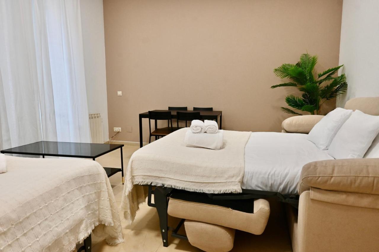 For You Rentals Acogedor Apartamento Temporal De 1 Dormitorio Y Salon, A Pasos De Gran Via Inf3D Madrid Exterior photo